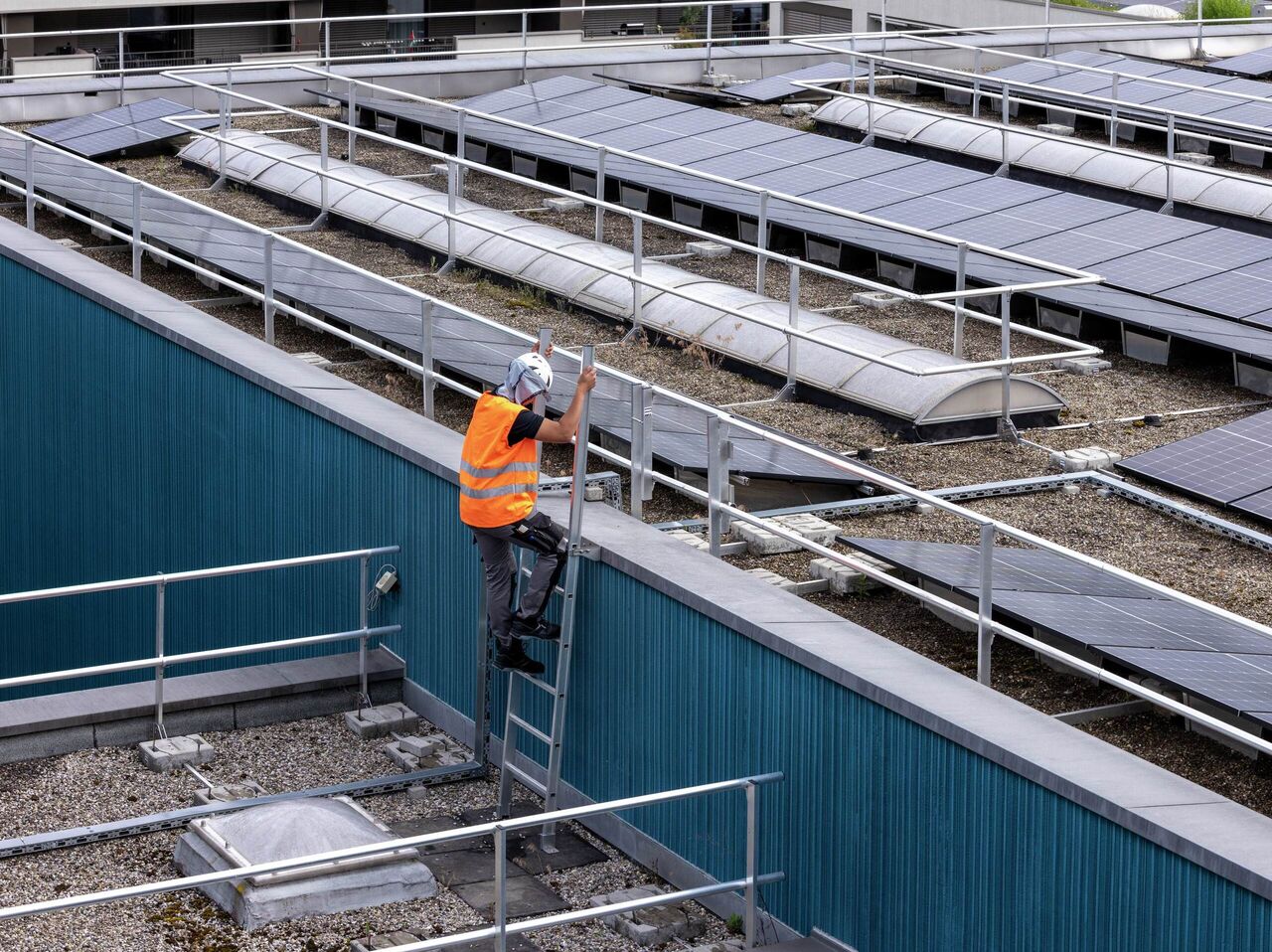 Sicherheit: Solaranlage auf Flachdach